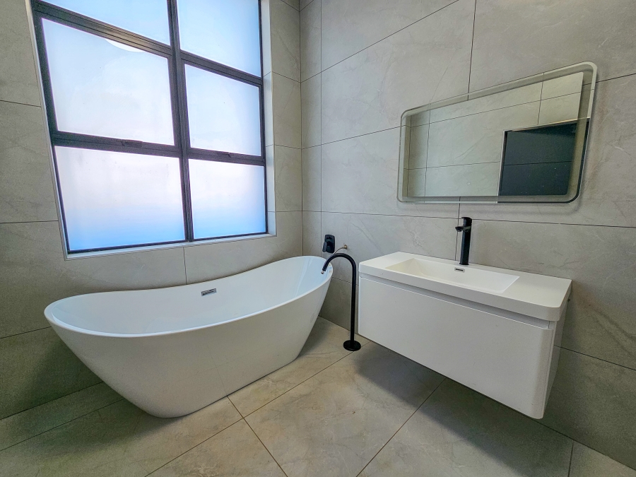 4 Bedroom Property for Sale in Fountainbrook Estate Gauteng