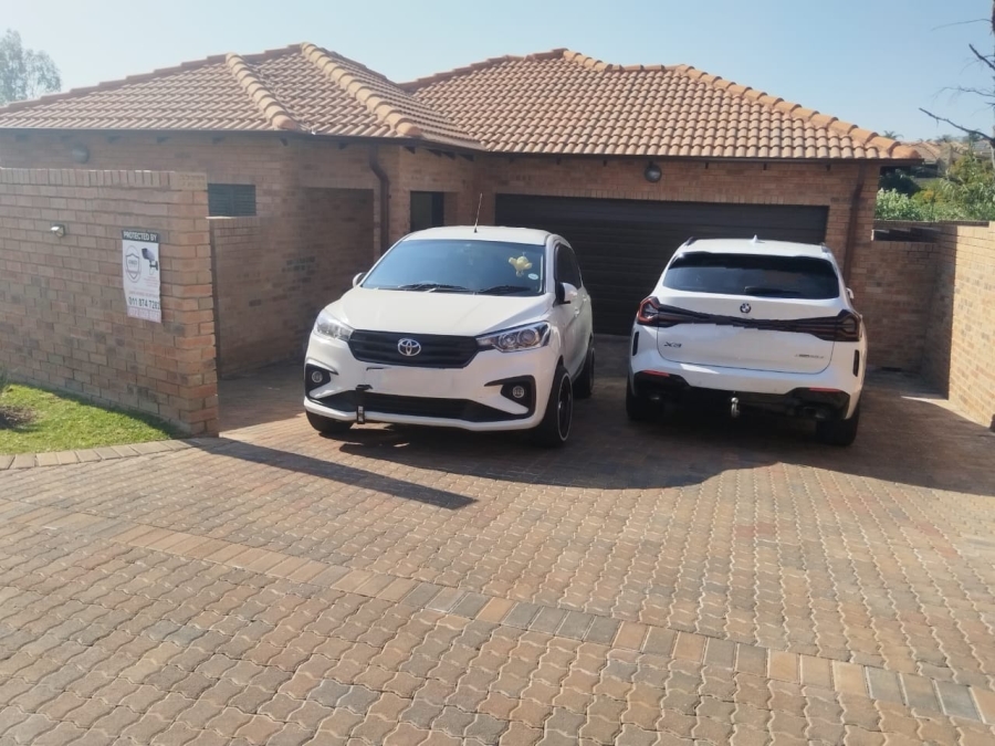 3 Bedroom Property for Sale in North Riding Gauteng
