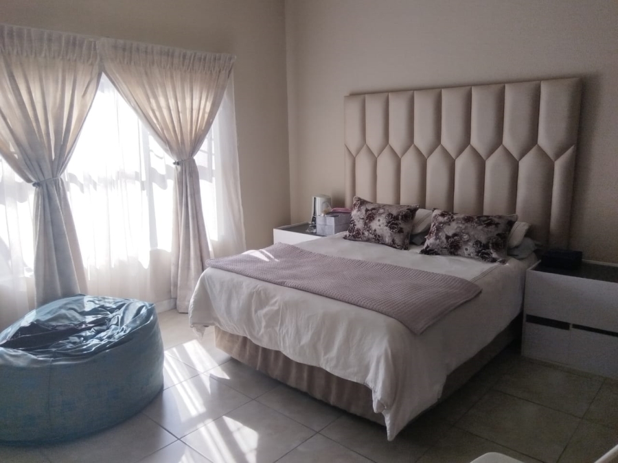 3 Bedroom Property for Sale in North Riding Gauteng