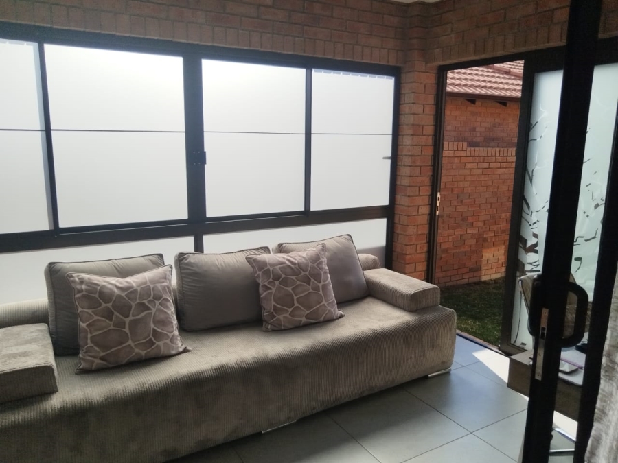 3 Bedroom Property for Sale in North Riding Gauteng