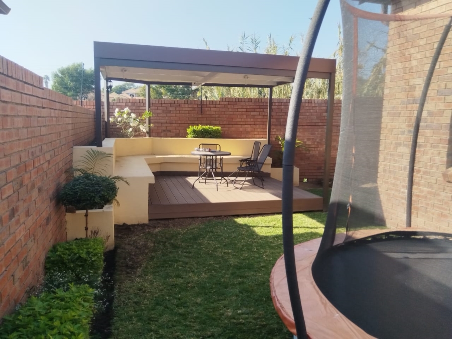 3 Bedroom Property for Sale in North Riding Gauteng
