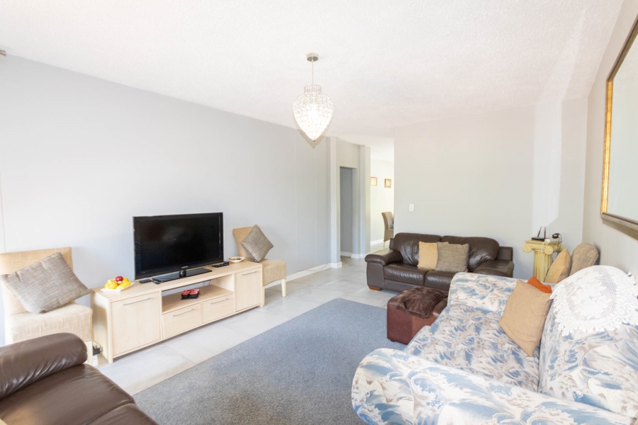 3 Bedroom Property for Sale in Sandhurst Gauteng