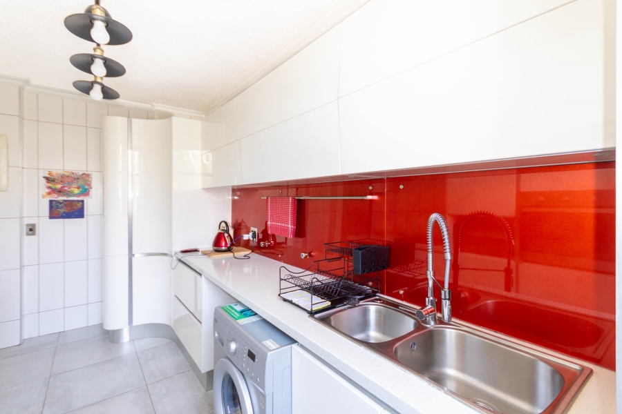 3 Bedroom Property for Sale in Sandhurst Gauteng
