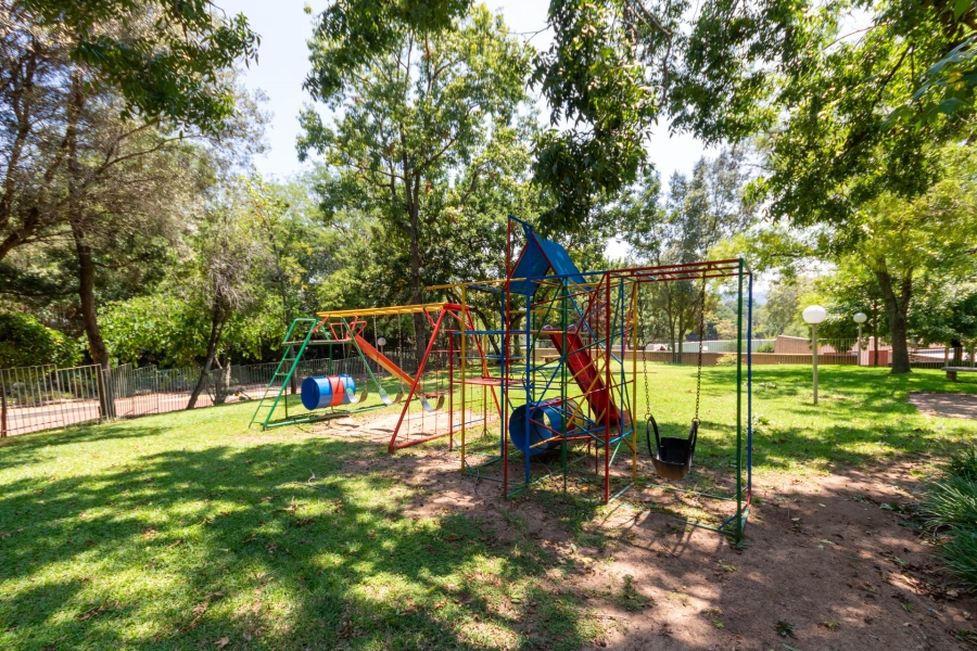 3 Bedroom Property for Sale in Sandhurst Gauteng