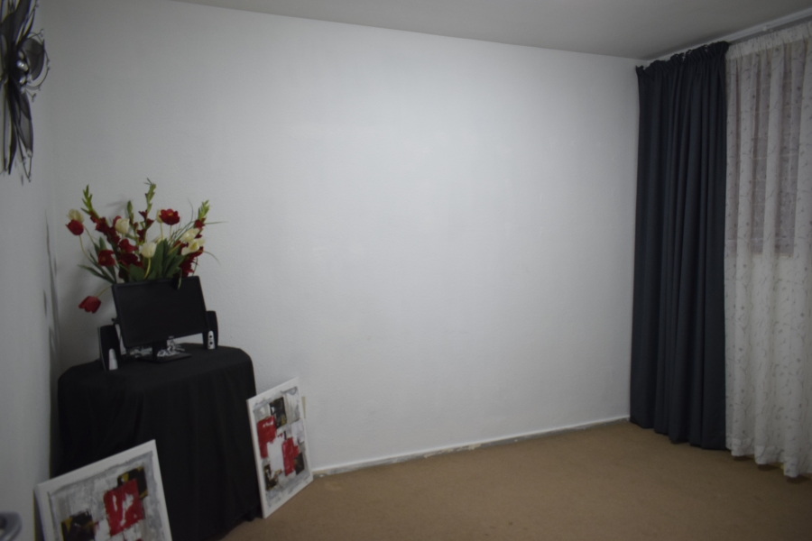 2 Bedroom Property for Sale in Primrose Hill Gauteng