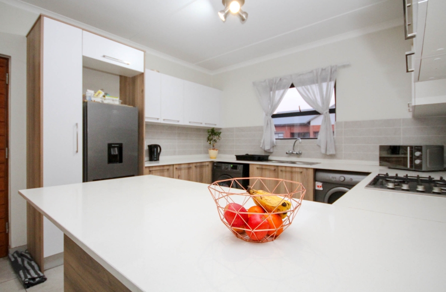 2 Bedroom Property for Sale in Modderfontein Gauteng