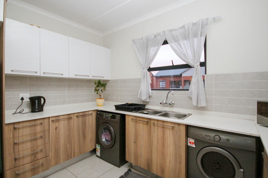 2 Bedroom Property for Sale in Modderfontein Gauteng