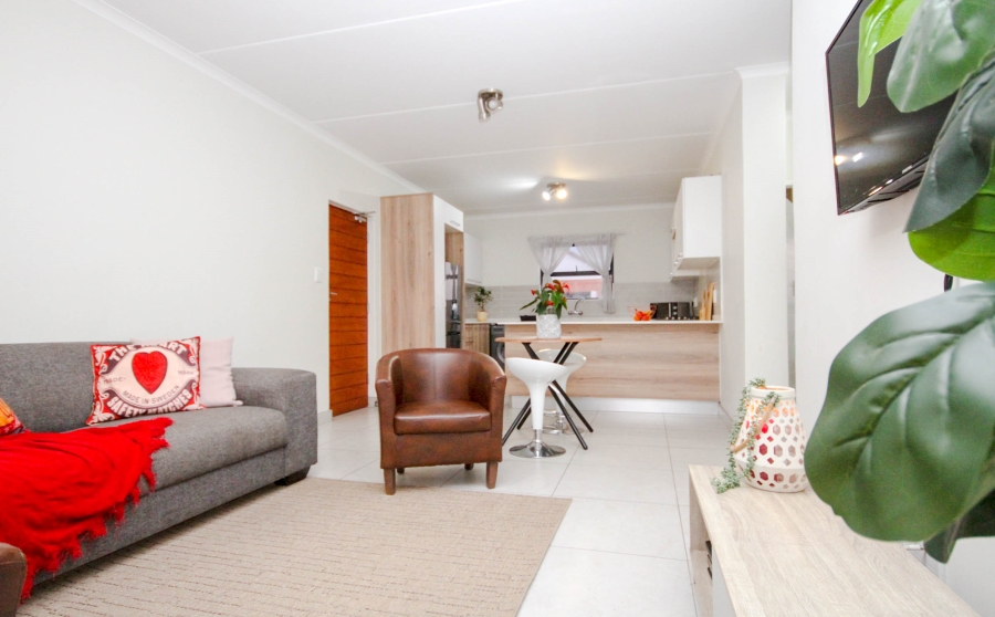 2 Bedroom Property for Sale in Modderfontein Gauteng