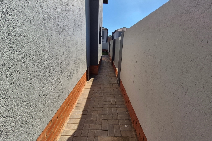 3 Bedroom Property for Sale in Montana Gauteng