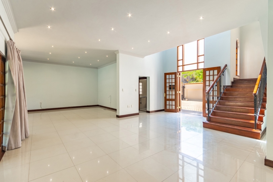 5 Bedroom Property for Sale in Bryanston Gauteng