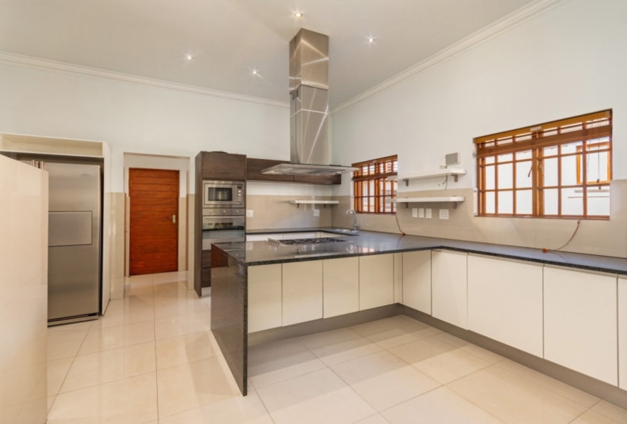 5 Bedroom Property for Sale in Bryanston Gauteng
