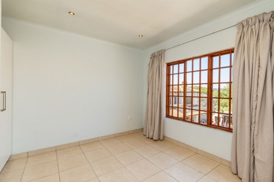 5 Bedroom Property for Sale in Bryanston Gauteng
