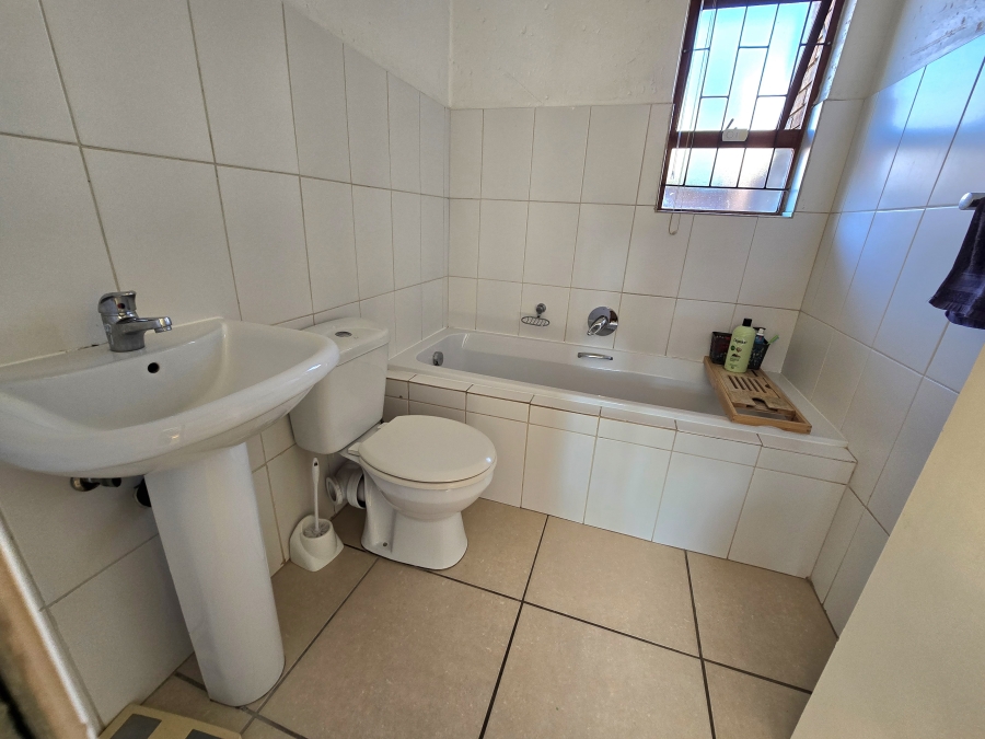 3 Bedroom Property for Sale in Zandspruit Gauteng