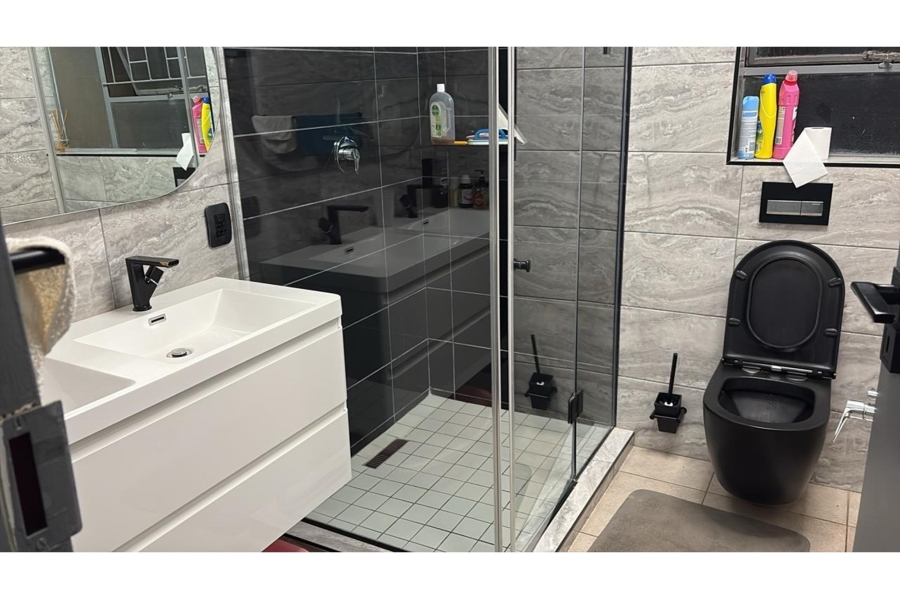 3 Bedroom Property for Sale in Birch Acres Gauteng