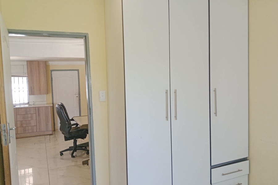 To Let 3 Bedroom Property for Rent in Danville Gauteng