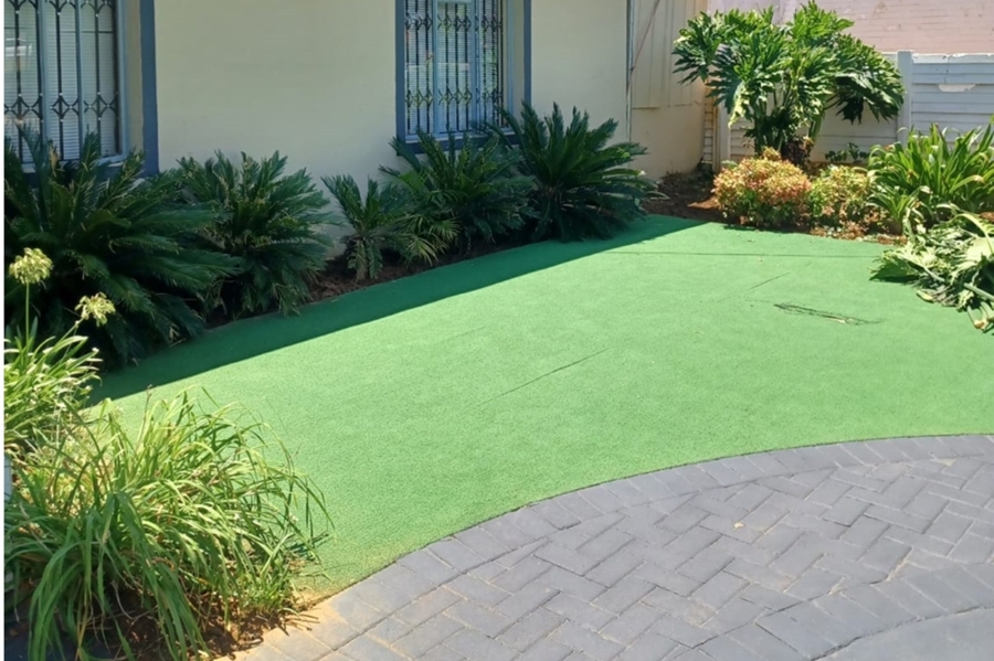 To Let 3 Bedroom Property for Rent in Danville Gauteng