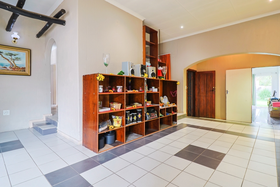 3 Bedroom Property for Sale in Verwoerdpark Gauteng