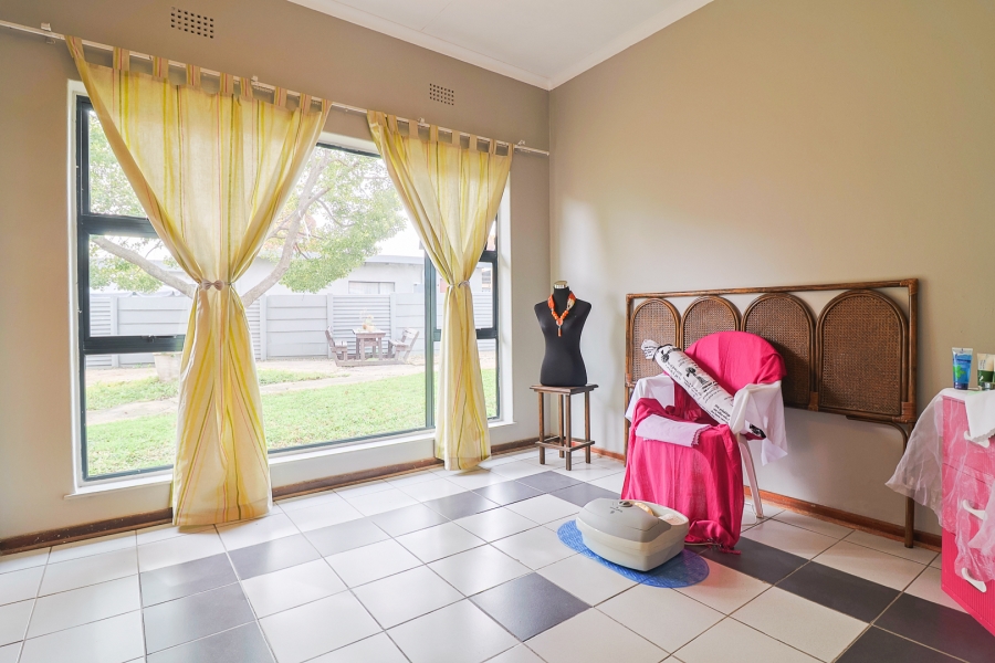 3 Bedroom Property for Sale in Verwoerdpark Gauteng