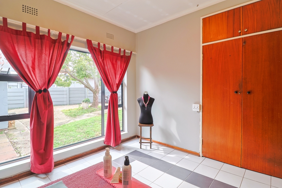 3 Bedroom Property for Sale in Verwoerdpark Gauteng