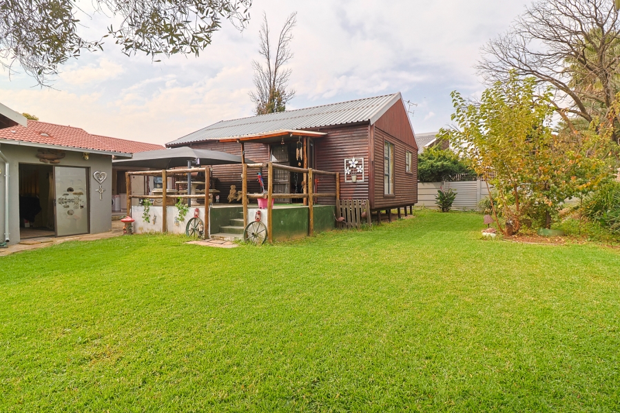 3 Bedroom Property for Sale in Verwoerdpark Gauteng