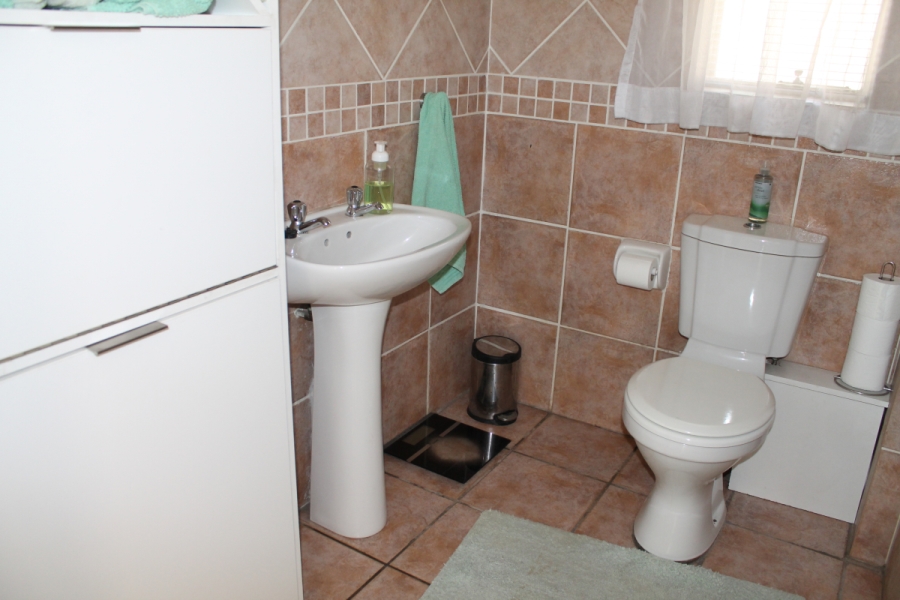 2 Bedroom Property for Sale in Eden Glen Gauteng