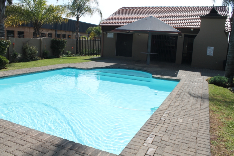 2 Bedroom Property for Sale in Eden Glen Gauteng