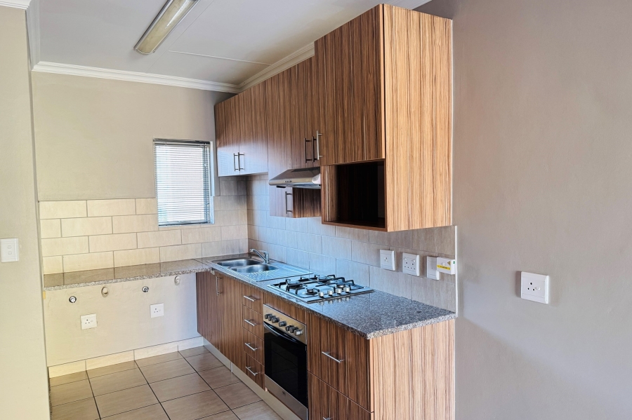 To Let 3 Bedroom Property for Rent in Noordwyk Gauteng