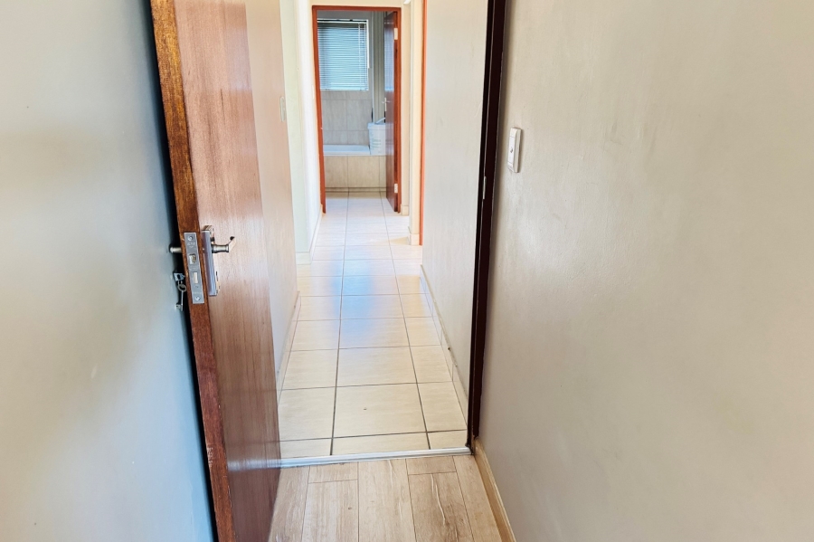 To Let 3 Bedroom Property for Rent in Noordwyk Gauteng