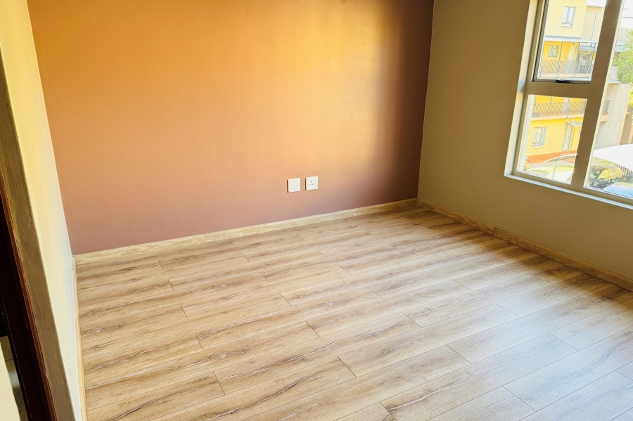 To Let 3 Bedroom Property for Rent in Noordwyk Gauteng