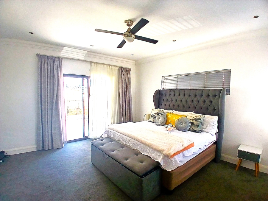 3 Bedroom Property for Sale in Blue Valley Golf Estate Gauteng