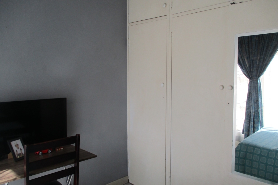 To Let 3 Bedroom Property for Rent in Birch Acres Gauteng