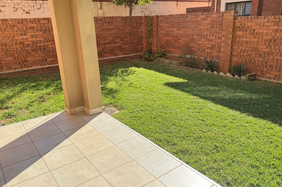 To Let 2 Bedroom Property for Rent in Sagewood Gauteng