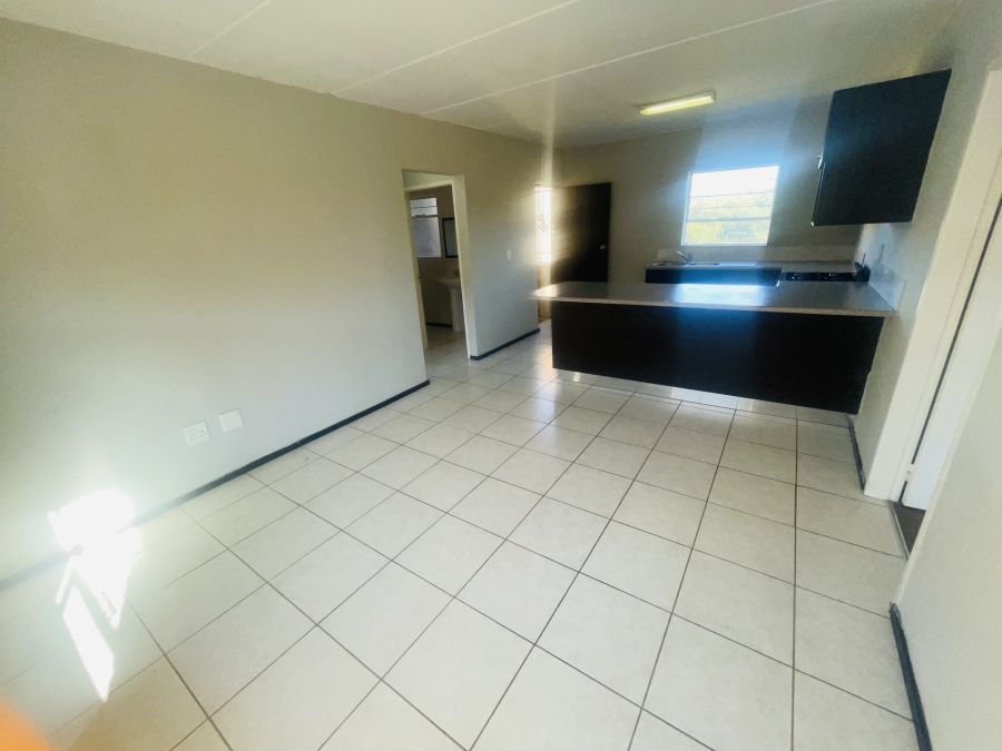 To Let 2 Bedroom Property for Rent in Honeydew Gauteng