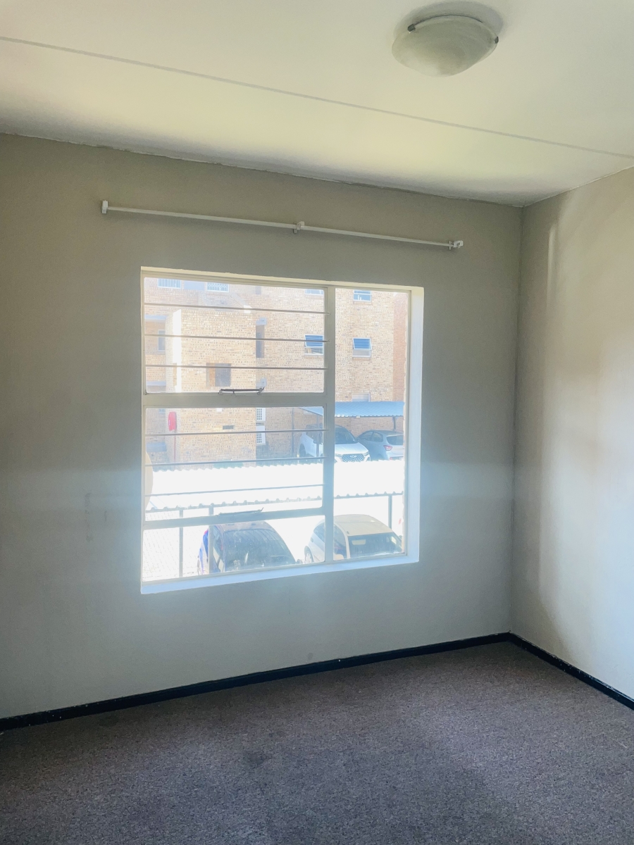 To Let 2 Bedroom Property for Rent in Honeydew Gauteng
