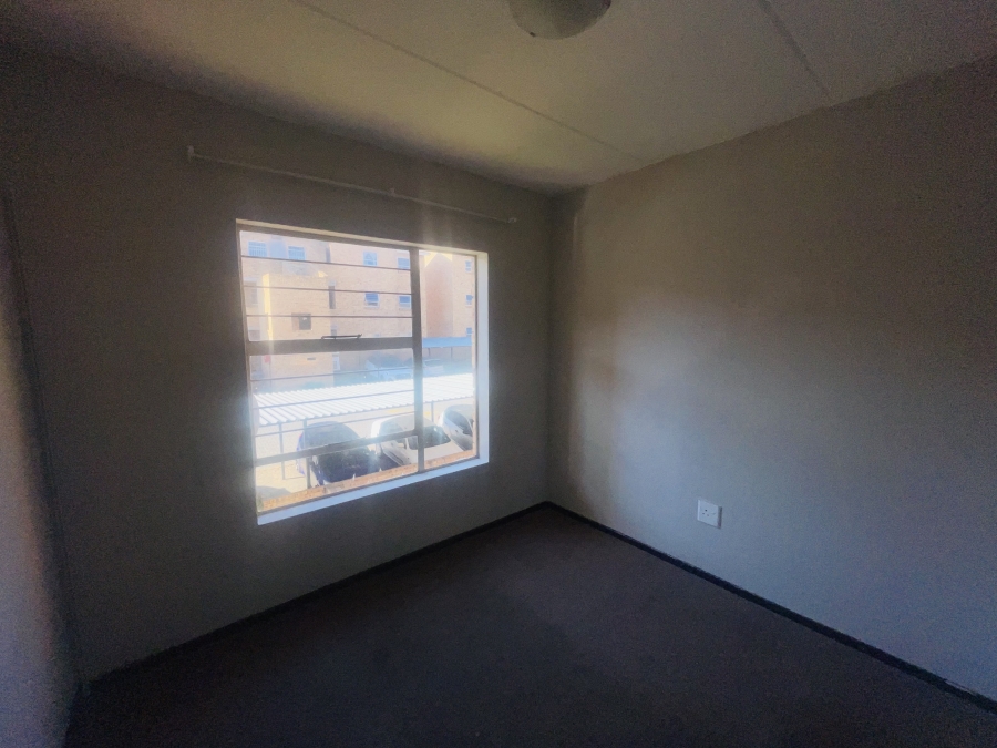 To Let 2 Bedroom Property for Rent in Honeydew Gauteng