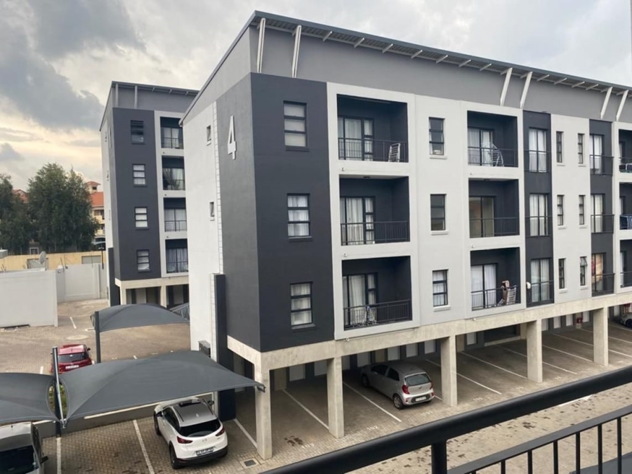 To Let 2 Bedroom Property for Rent in Grand Central Gauteng
