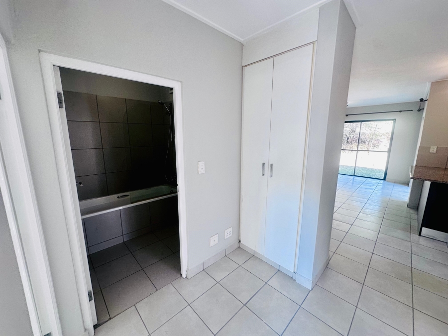 2 Bedroom Property for Sale in Jackal Creek Golf Estate Gauteng