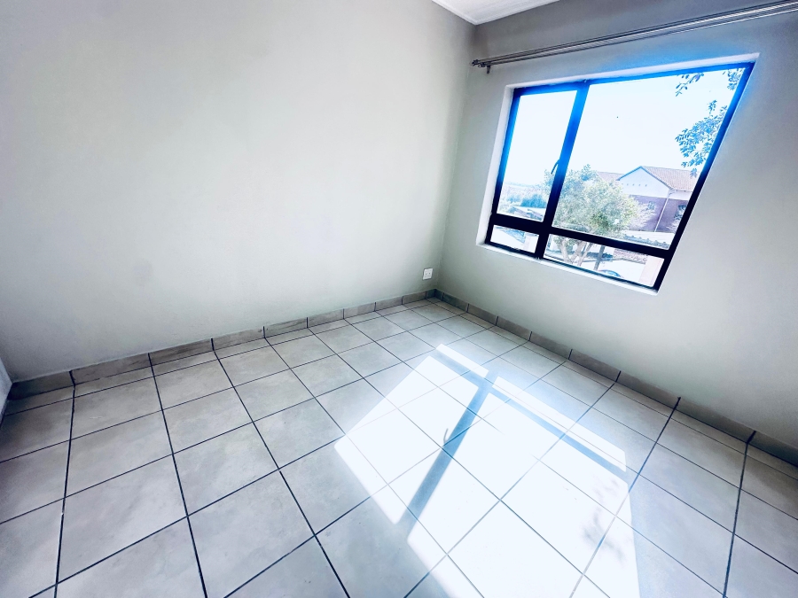 2 Bedroom Property for Sale in Jackal Creek Golf Estate Gauteng