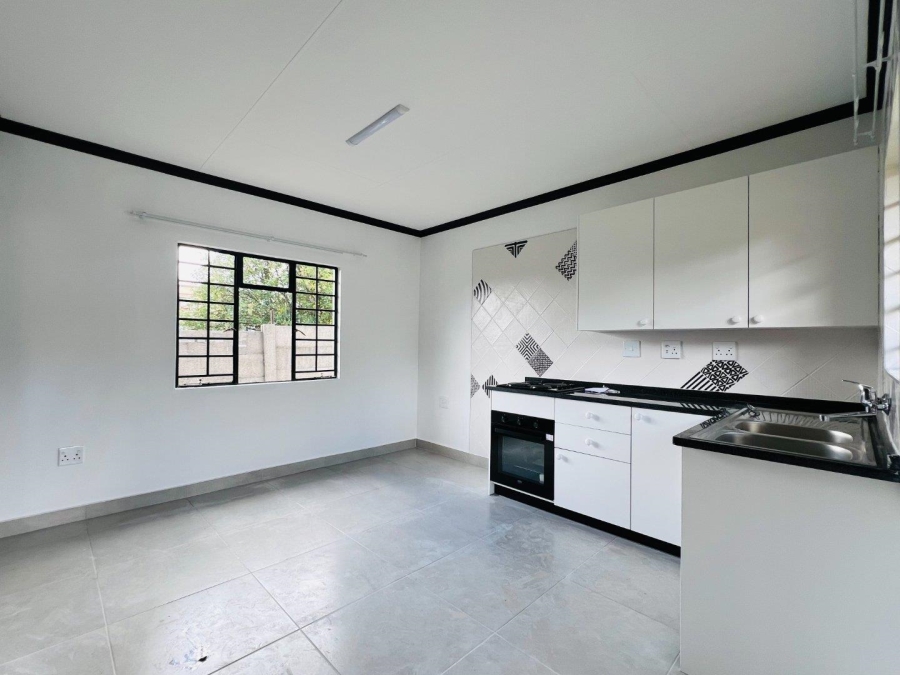 To Let 1 Bedroom Property for Rent in Florida Gauteng