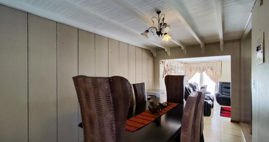 3 Bedroom Property for Sale in Crystal Park Gauteng