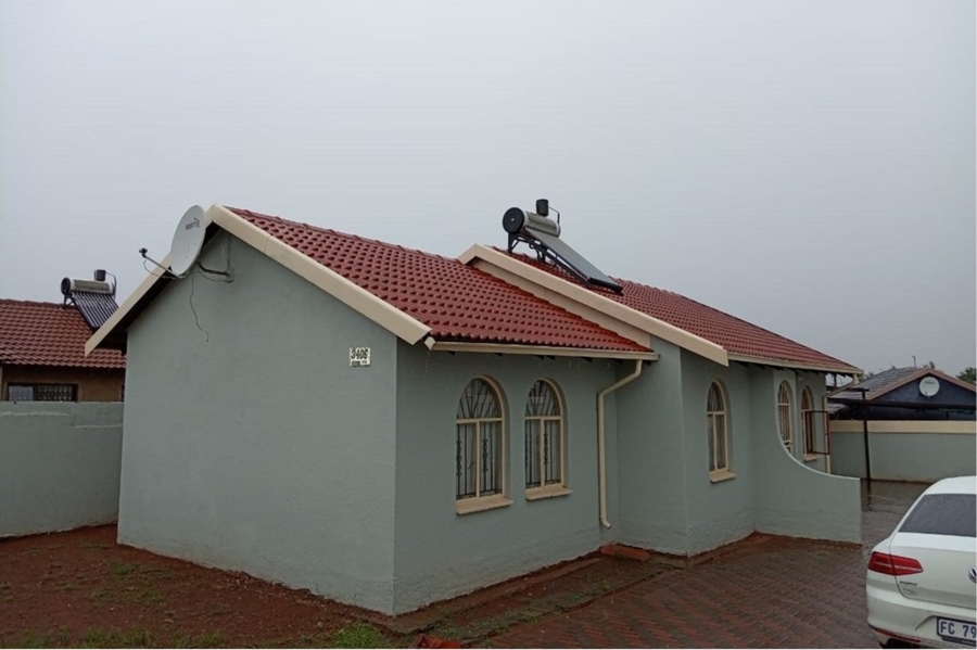 3 Bedroom Property for Sale in Protea North Gauteng