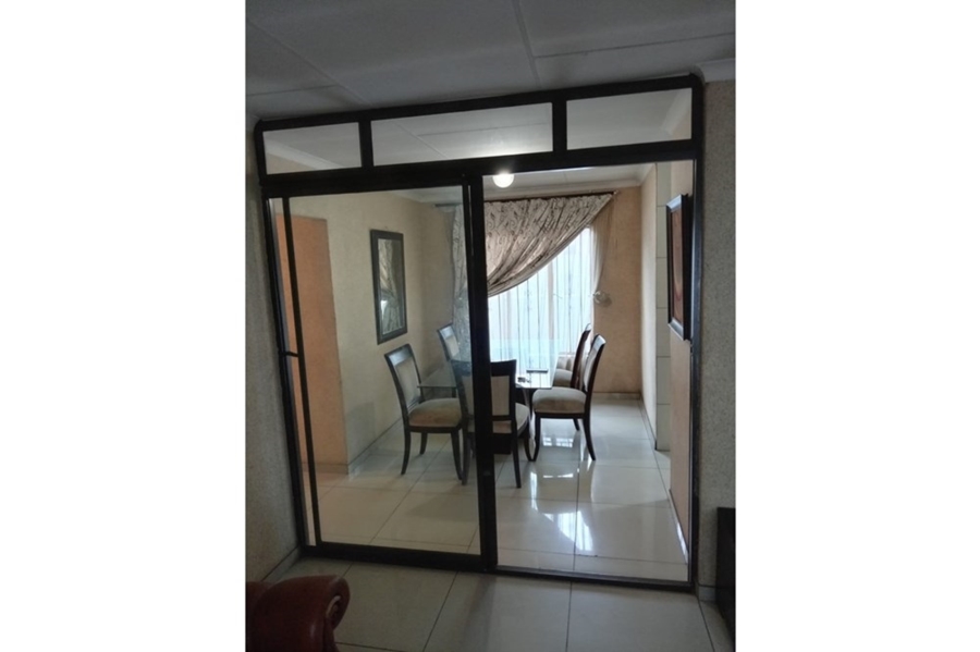 3 Bedroom Property for Sale in Protea North Gauteng