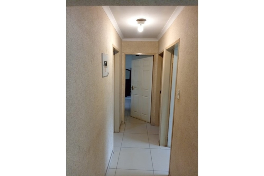 3 Bedroom Property for Sale in Protea North Gauteng