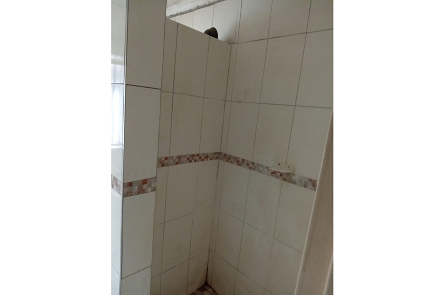3 Bedroom Property for Sale in Protea North Gauteng