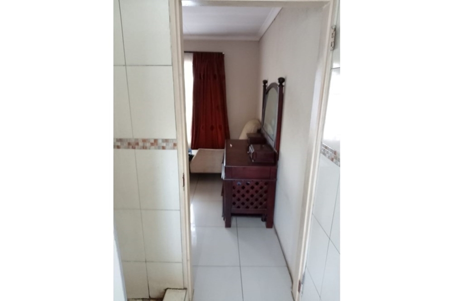 3 Bedroom Property for Sale in Protea North Gauteng