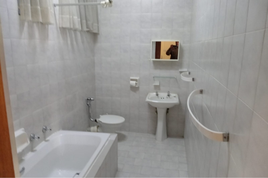 2 Bedroom Property for Sale in Killarney Gauteng