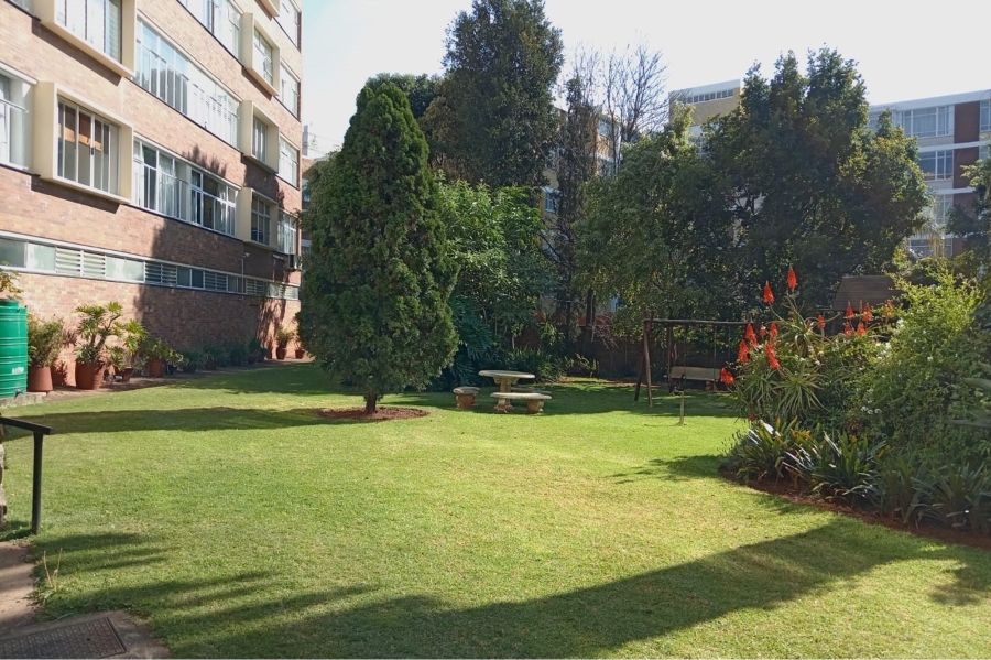 2 Bedroom Property for Sale in Killarney Gauteng