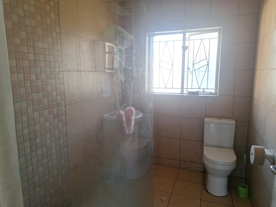 To Let 5 Bedroom Property for Rent in Klopperpark Gauteng