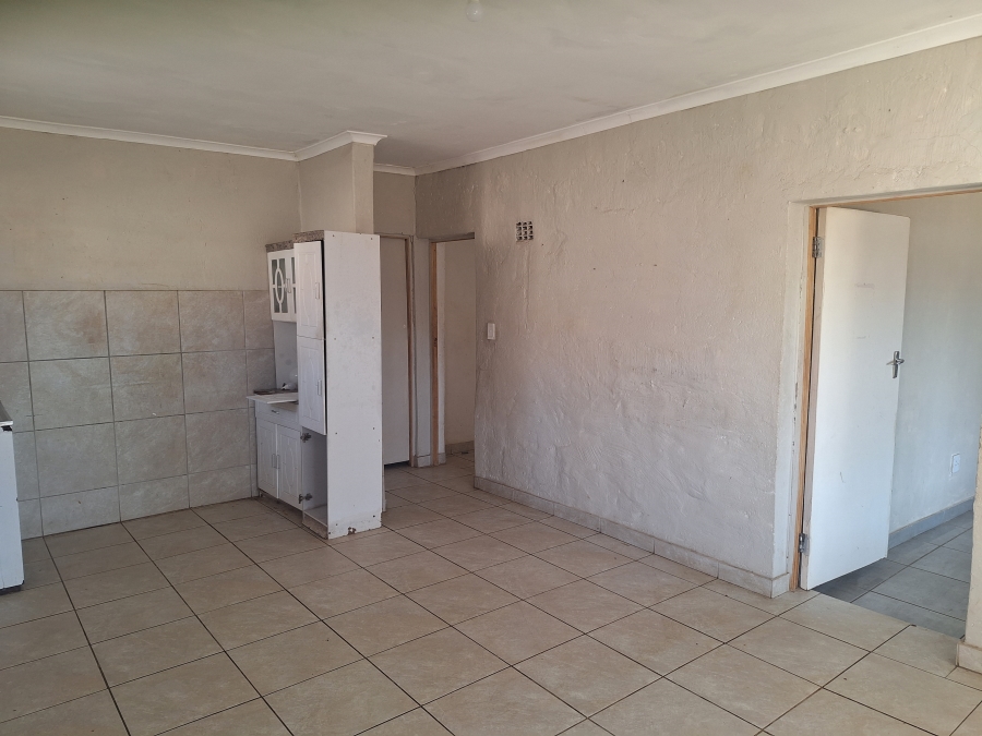 To Let 5 Bedroom Property for Rent in Klopperpark Gauteng