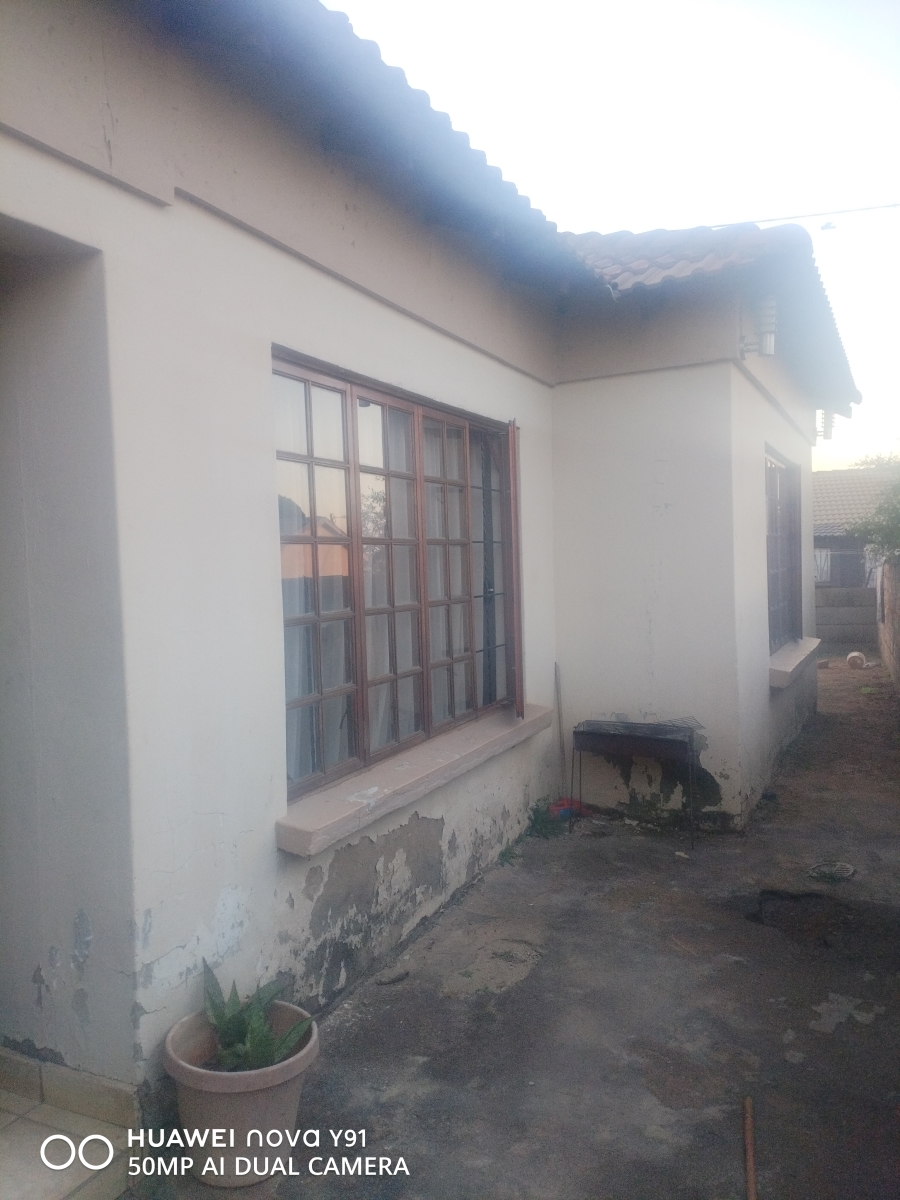 3 Bedroom Property for Sale in Leachville Gauteng